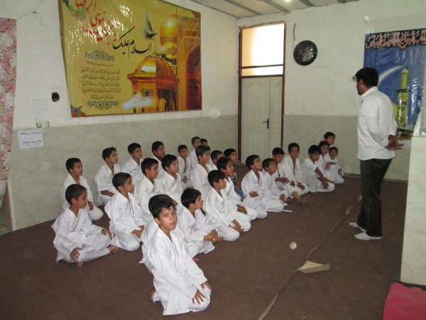 کلاس کاراته نوجوانان احمدآباد