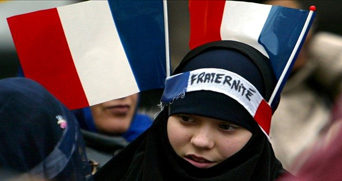 اقدام کثیف علیه مسلمانان فرانسه با "خوک"