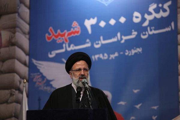 راه رسیدن به تمدن نوین اسلامی همراه شدن با سبک زندگی شهدا است