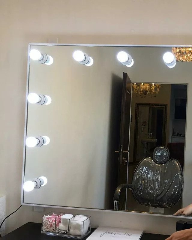 آینه لامپی