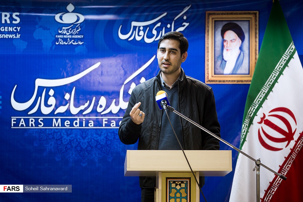 اکران مستند قائم مقام در دانشکده رسانه فارس