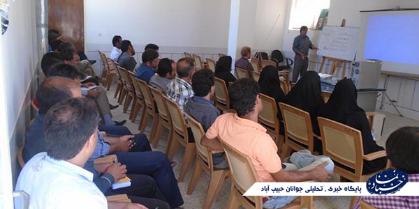 برگزاری کلاس آموزشی و ترویجی مدیریت گلخانه ای در حبیب آباد