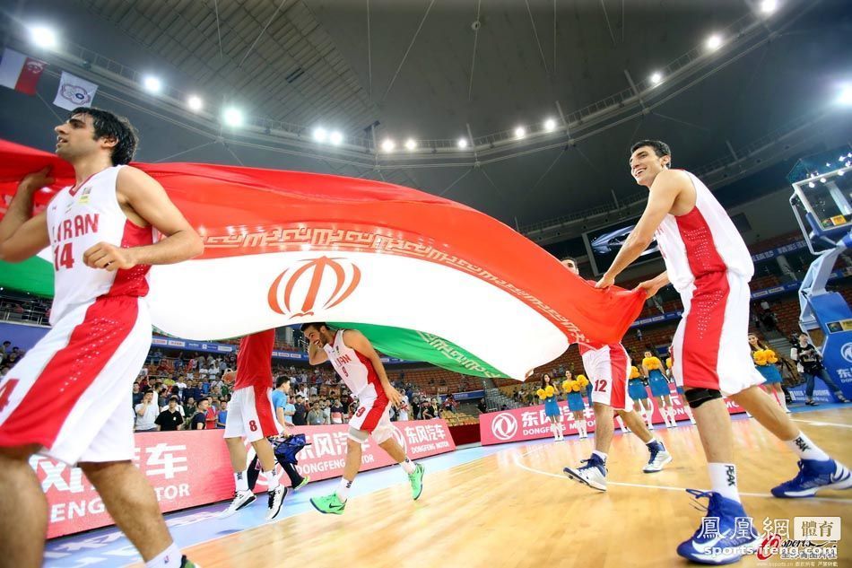 جشن قهرمانی تیم ایران در پنجمین دوره‌ی بسکتبال کاپ آسیا