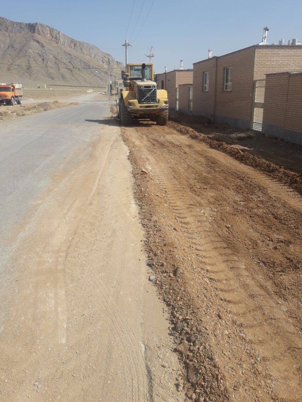 آماده سازی و زیر سازی خیابان جنب مسجدامام حسن (ع)