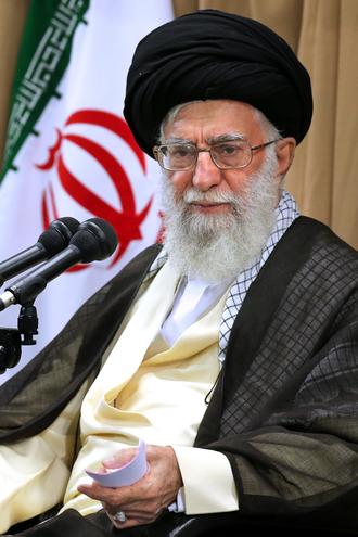 ترسیم صریح خطوط قرمز هسته ای توسط رهبر معظم انقلاب اسلامی