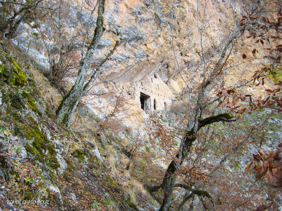 غار-قلعه دیوخانه