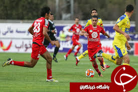 حضور سید مهدی میرداماد در استادیوم و حمایت از پرسپولیس