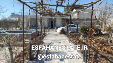 فروش باغ ویلا 2470 متری در کوشک نجف آباد اصفهان