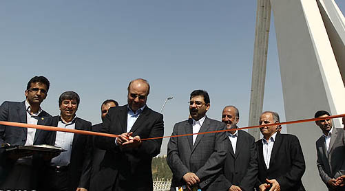 مراسم افتتاح پل کابلی دسترسی غربی برج میلاد