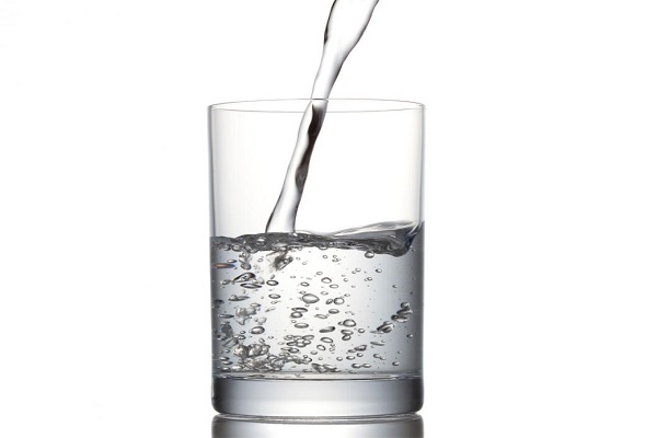 آب مورد نیاز بدن خود را تامین کنید