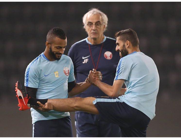 سرمربی تیم ملی فوتبال قطر استعفا کرد