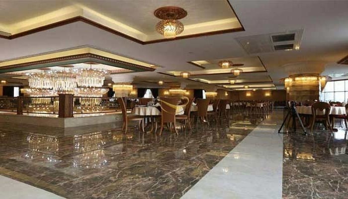    قیمت رزرو هتل در شیراز به‌ صورت آنلاین 