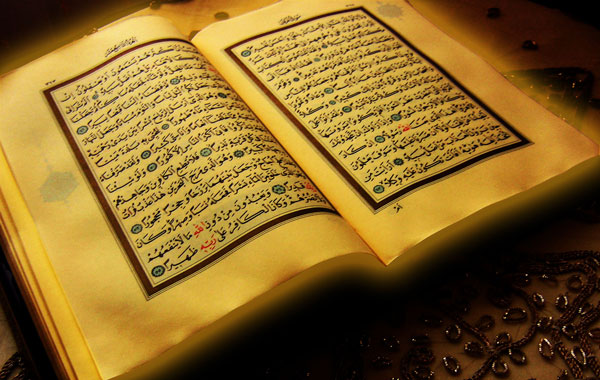 چه کسانی تبیین کننده آیات قرآن هستند؟