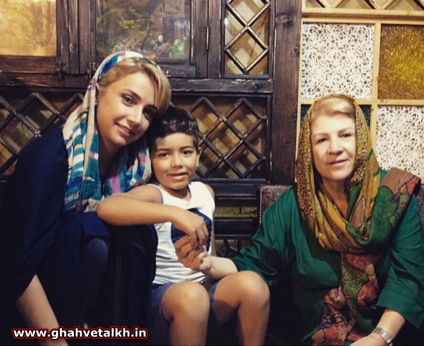عکس دیدنی شبنم قلی خانی با مادر و خواهر زاده اش