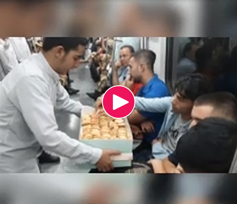 ویدیو / دسته شادی میلاد امام رضا علیه السلام در مترو تهران / پویش اندیشه
