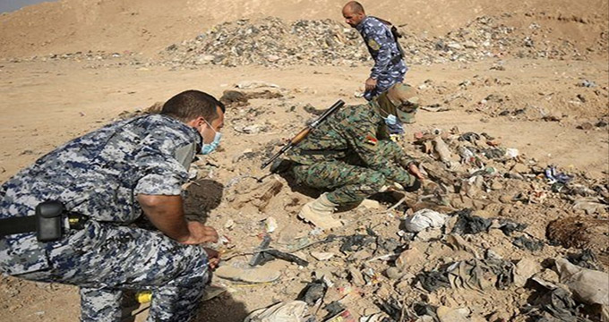 کشف گور جمعی قربانیان داعش در جنوب موصل