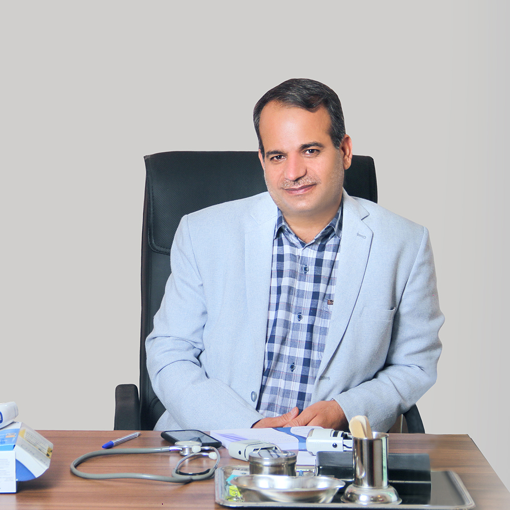 دکتر اکبر عظیمی، متخصص کودکان و نوزادان