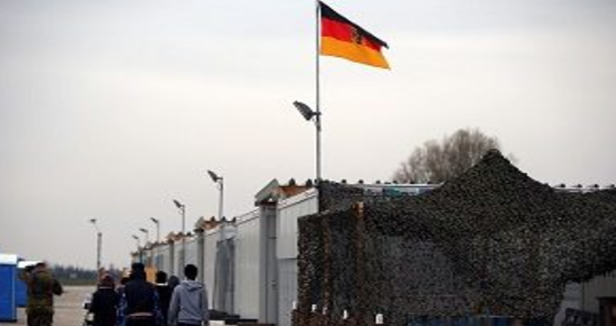آلمان به پذیرش مهاجران از ایتالیا و یونان پایان می‌دهد