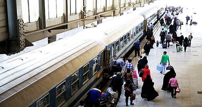 افزایش ۸۰ درصدی جابجایی مسافر از راه آهن فارس