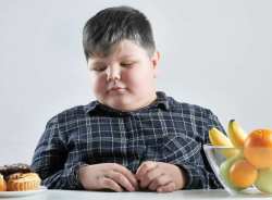 علت چاق شدن کودکان چیست؟