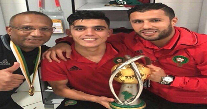 جام قهرمانی آفریقا در دستان مهاجم رقیب ایران و استقلال