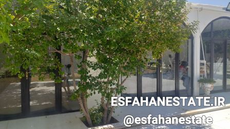 فروش باغ ویلا ۲۰۴۰ متری در فساران براآن اصفهان