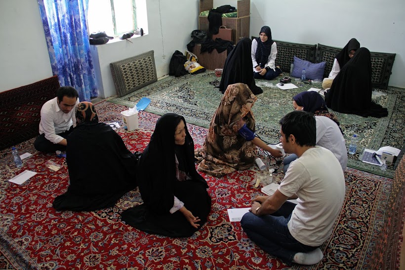ویزیت رایگان پزشکان افغانستانی در کوره پزخانه
