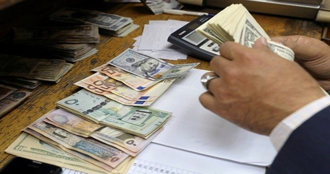 بیژن عبدی‌: افزایش نقدینگی قیمت ارز را بالا ‌‌برده است