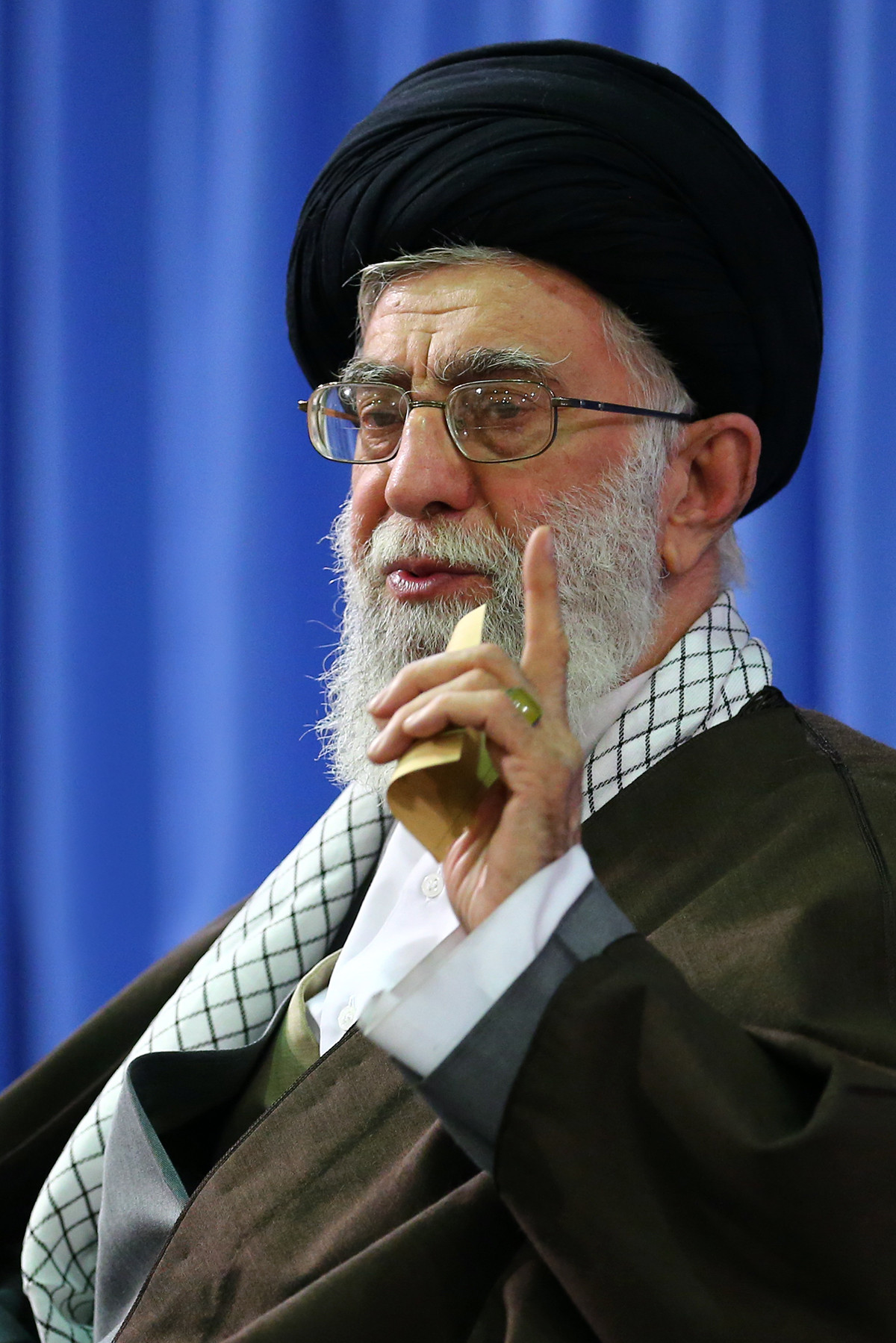 امام خامنه ای