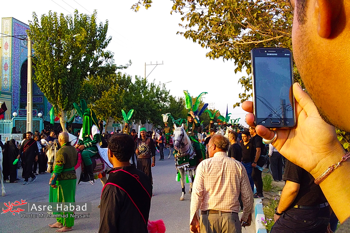 تصاویر | کاروان نمادین ورود به کربلا در حبیب آباد