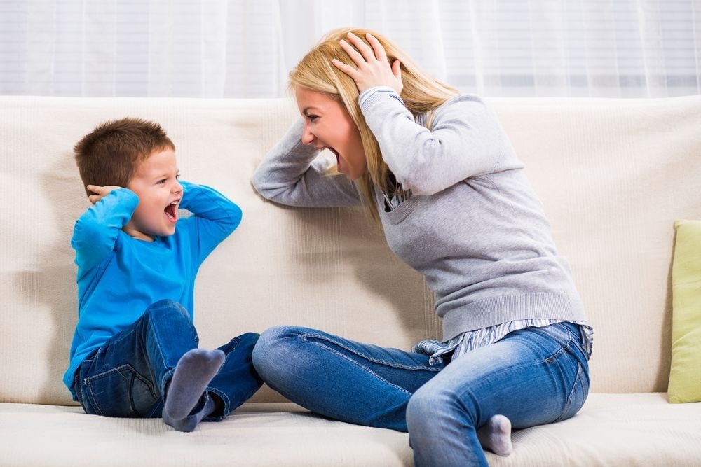 چگونه می توان جیغ و فریاد را در کودکان کاهش داد؟