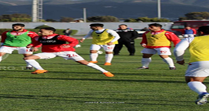 تمرینات فشرده تیم ملی تونس پیش از دیدار با ایران