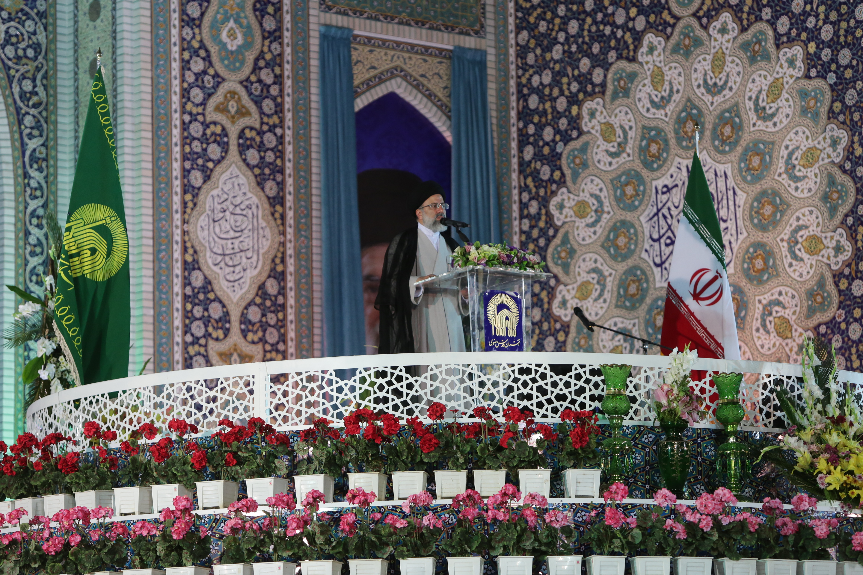 پیروی از ولایت، مبارزه با ظلم و امر به معروف و نهی از منکر آموزه حضرت رضا(ع) برای بشریت
