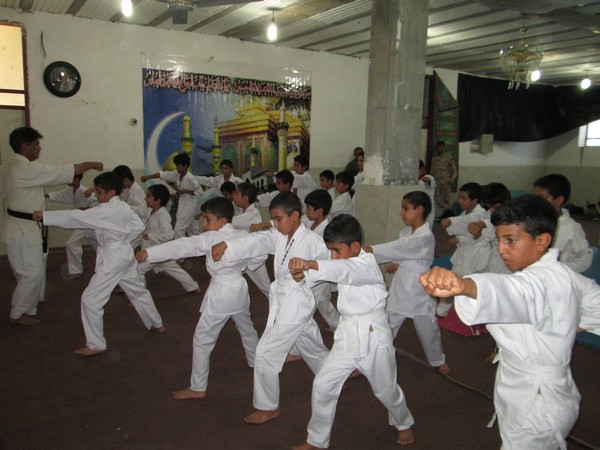 کلاس کاراته نوجوانان احمدآباد