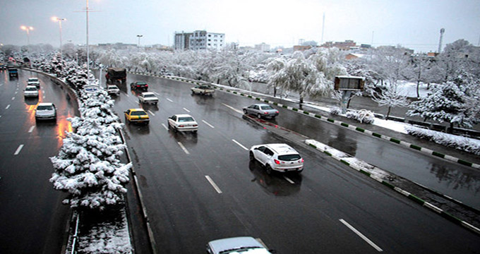 بارش برف در جاده‌های ۵ استان