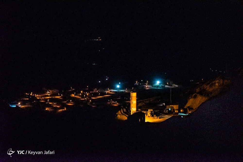 معدن انگوران