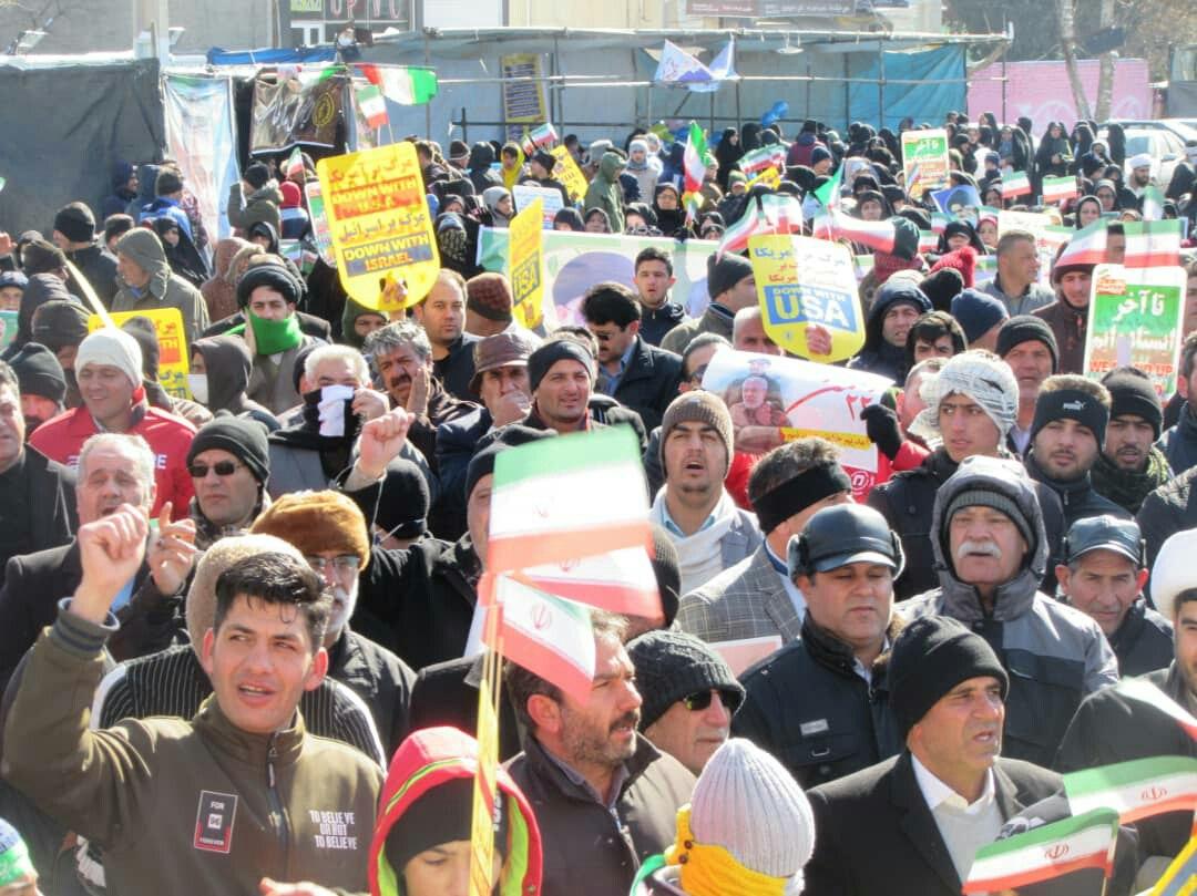 جلوه‌ای تماشایی از ‌‌ راهپیمایی یوم‌الله ۲۲ بهمن