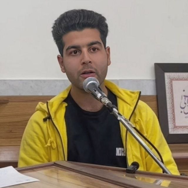 عکس دیگری از حیدر عبداله زاده