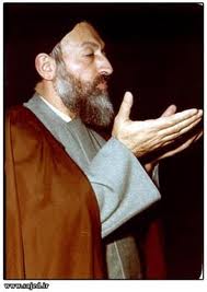 متنی زیبا از شهید بهشتی در مورد نماز