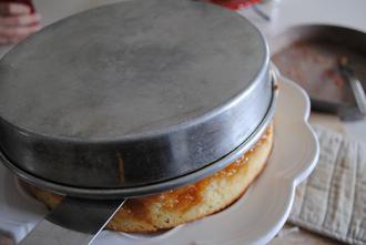 روش پخت کیک برگردان آناناس