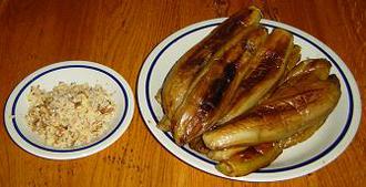 مراحل پخت حلیم بادمجان, طرز تهیه حلیم برای افطار, روش تهیه حلیم برای سحری, روش درست کردن حلیم, طرز تهیه حلیم بادمجان, مواد لازم برای حلیم بادمجان, آموزش درست کردن حلیم بادمجان, روش درست کردن حلیم اصفهانی