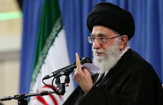 امام خامنه ای