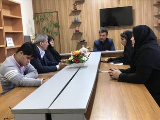نشست مشترک خبرگزاری فارس با کارکنان کتابخانه عمومی آزادگان