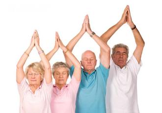 ورزش یوگا و اثر آن بر سلامتی سالمندان