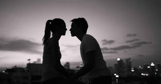 عاشقانه