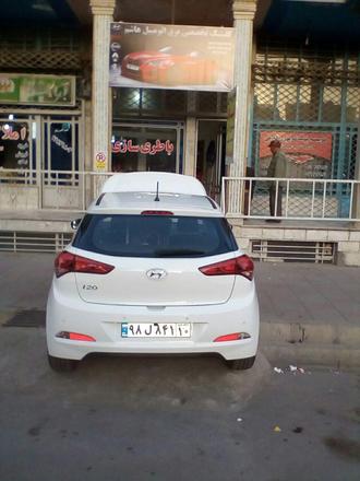 هیوندای ای20