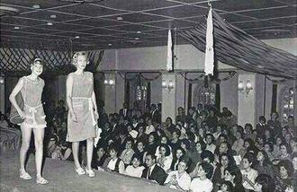 نمایشگاه مد لباس در باشگاه نفت آبادان