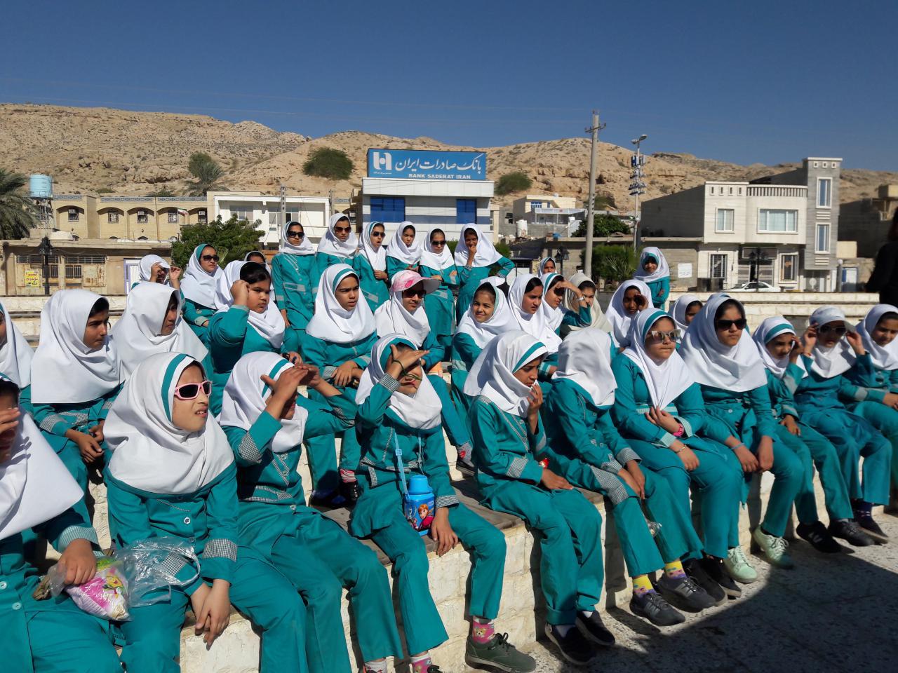 اجرای طرح نشاط اجتماعی در مرکز سیراف
