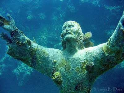 معرفی مجسمه عیسی مسیح در ایتالیا