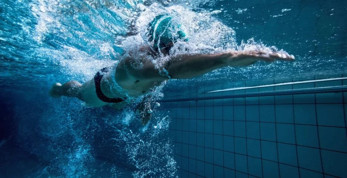 Greek Students Invent Revolutionary Device to Help Blind Swimmers